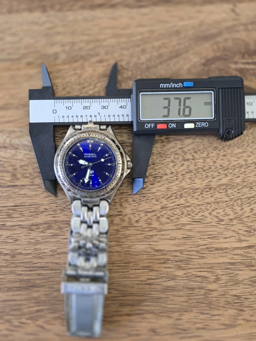 Fossil stainless steel